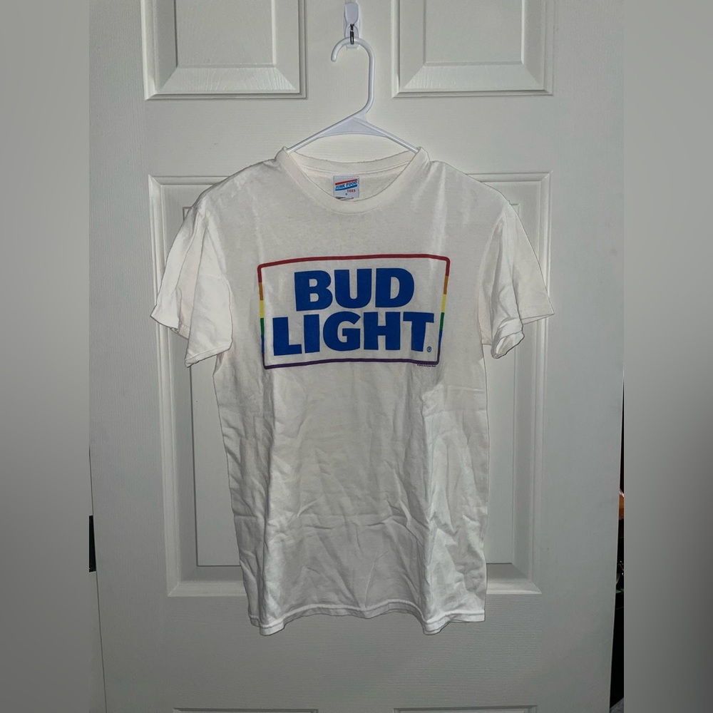 Rainbow bud light t shirt